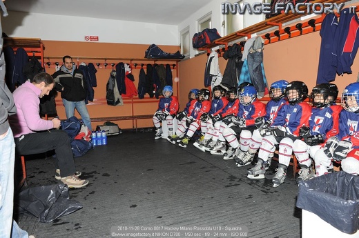 2010-11-28 Como 0017 Hockey Milano Rossoblu U10 - Squadra